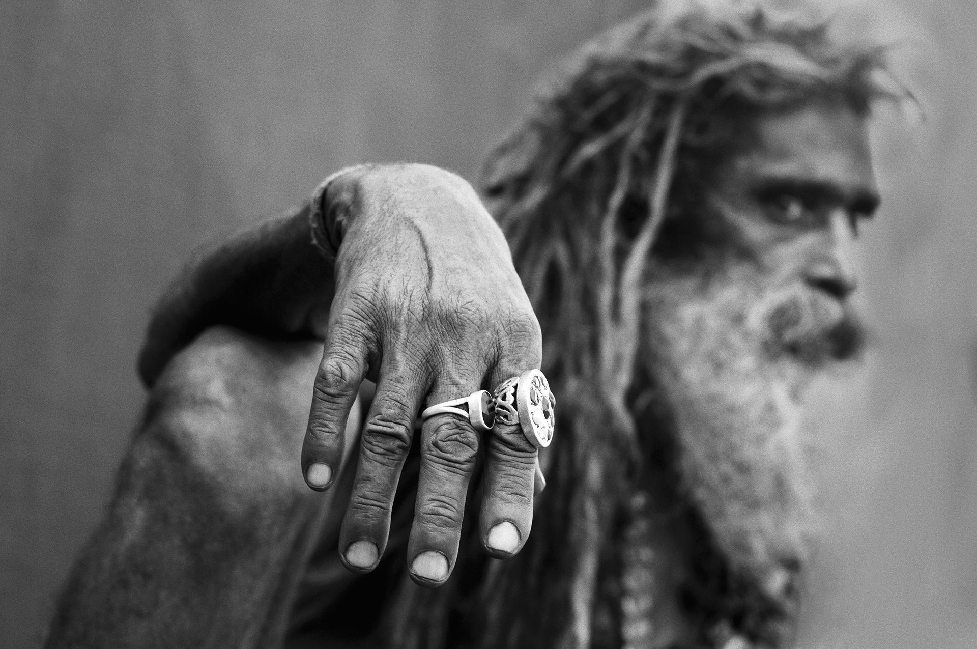 PHOTO VOYAGE - OLIVIER REMUALDO - SADHUS - BOUTS DU MONDE