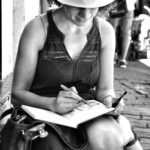 Portrait de la dessinatrice Charlotte Kende