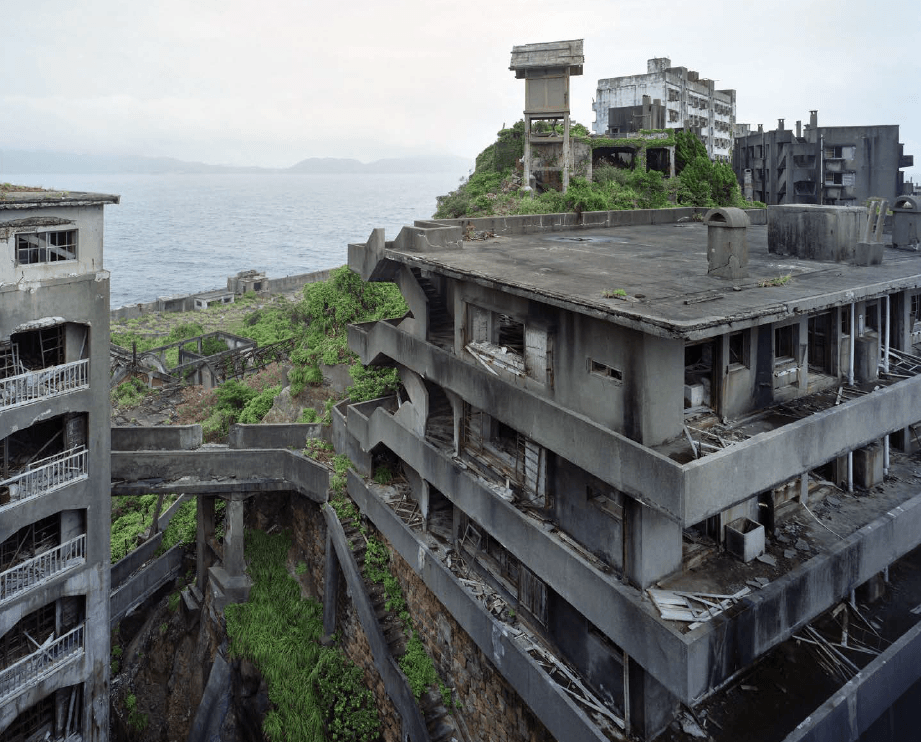 Bouts du monde Japon L’ÎLE CUIRASSéE